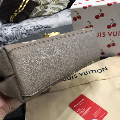 Louis Vuitton Madeleine MM handbag