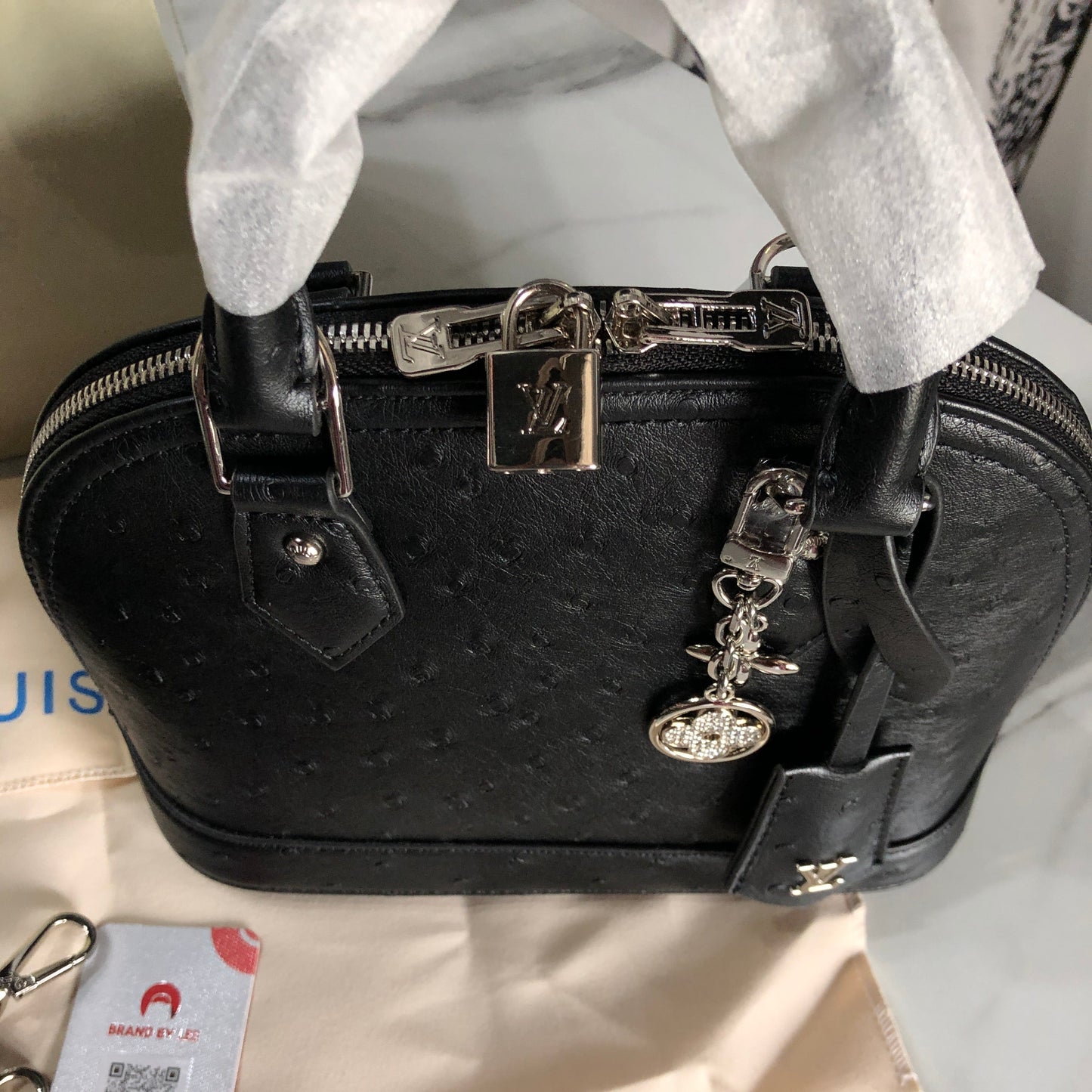 Louis Vuitton Neo Alma BB