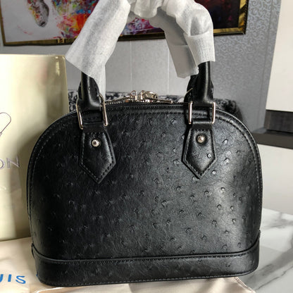 Louis Vuitton Neo Alma BB