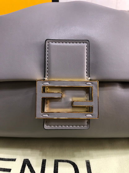 Fendi Mamma Baguette Medium Shoulder Bag