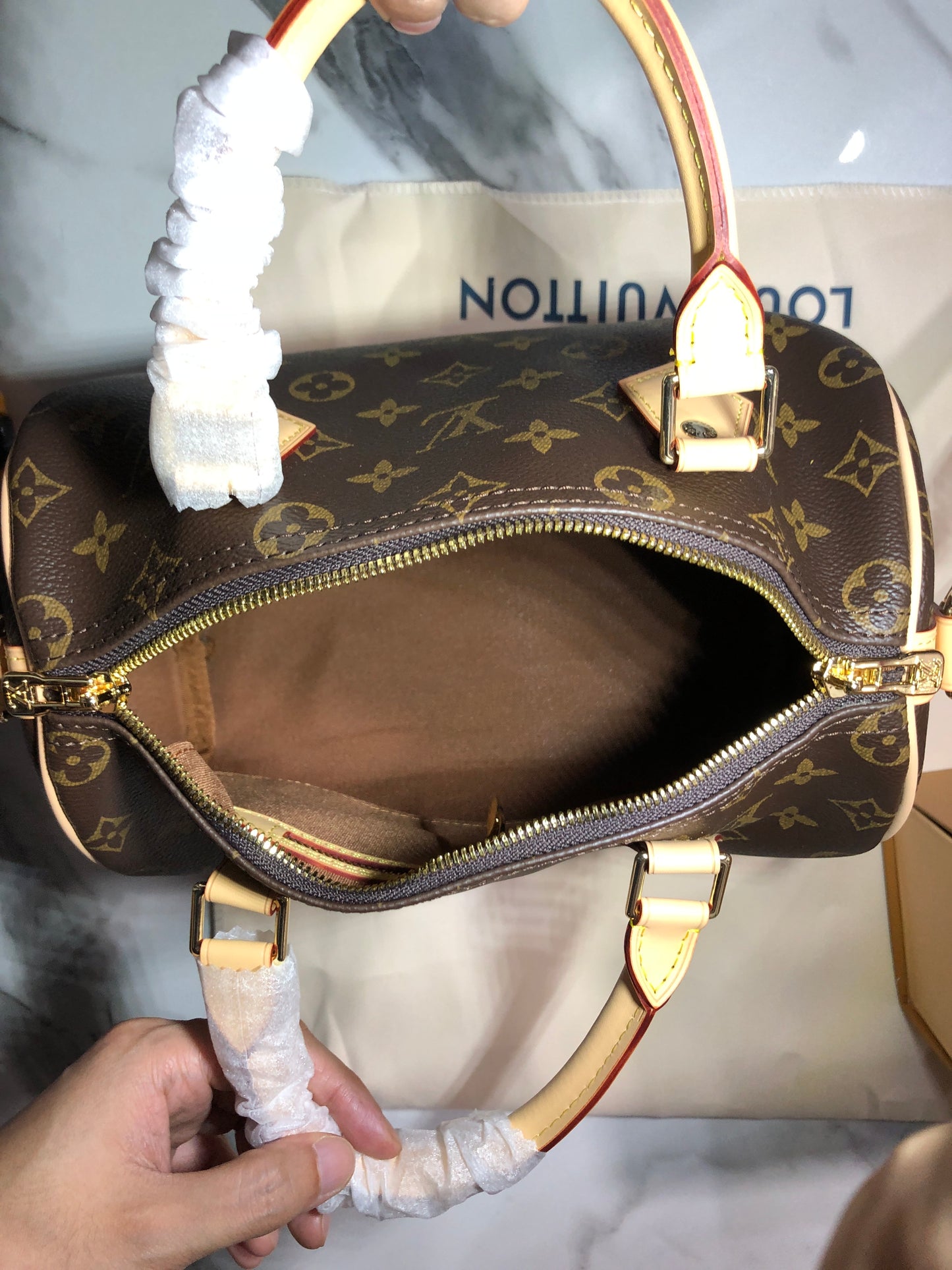 Louis Vuitton Speedy Bandoulière