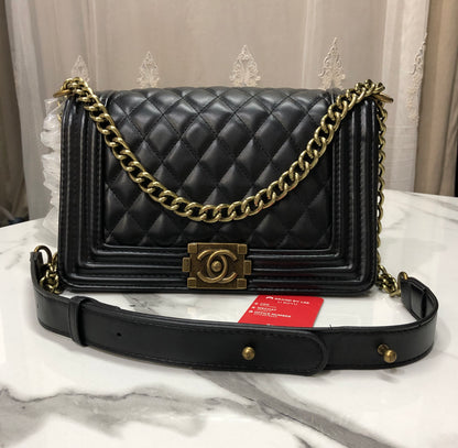 CHANEL Boy Bag