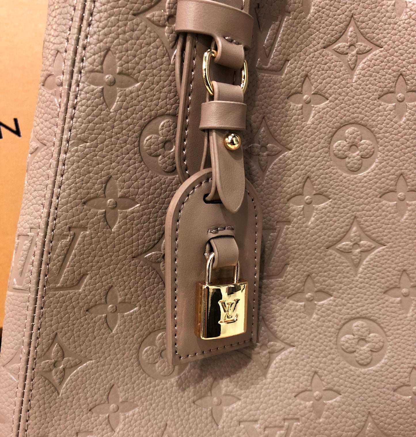 Louis Vuitton All In One tote bag