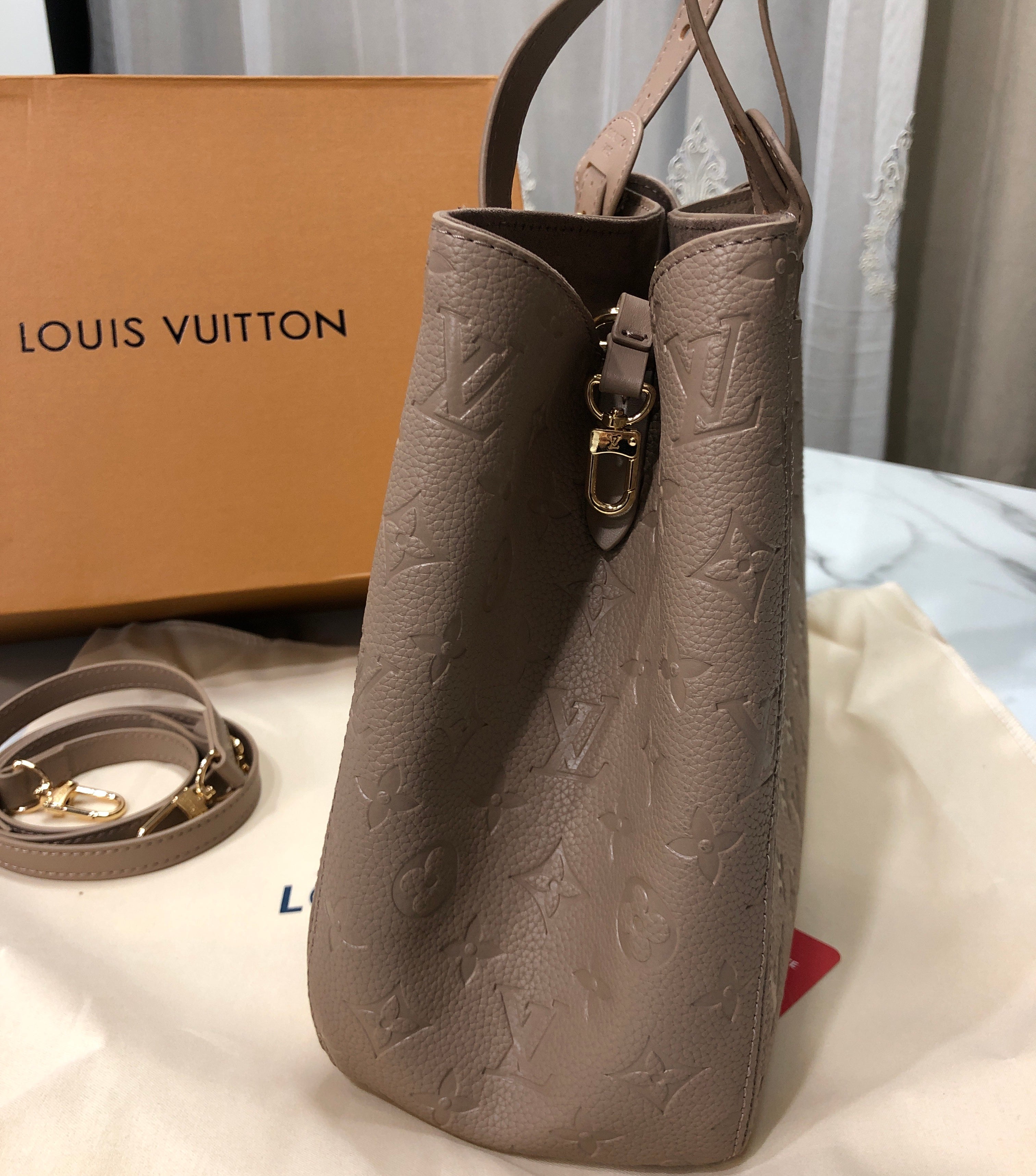 Louis Vuitton All In One tote bag