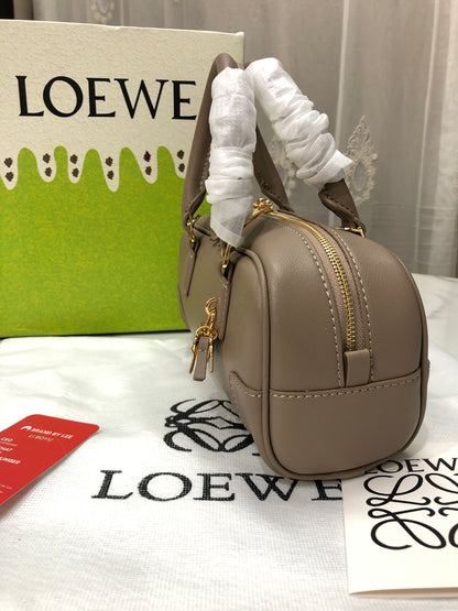 Loewe Amazona Bag