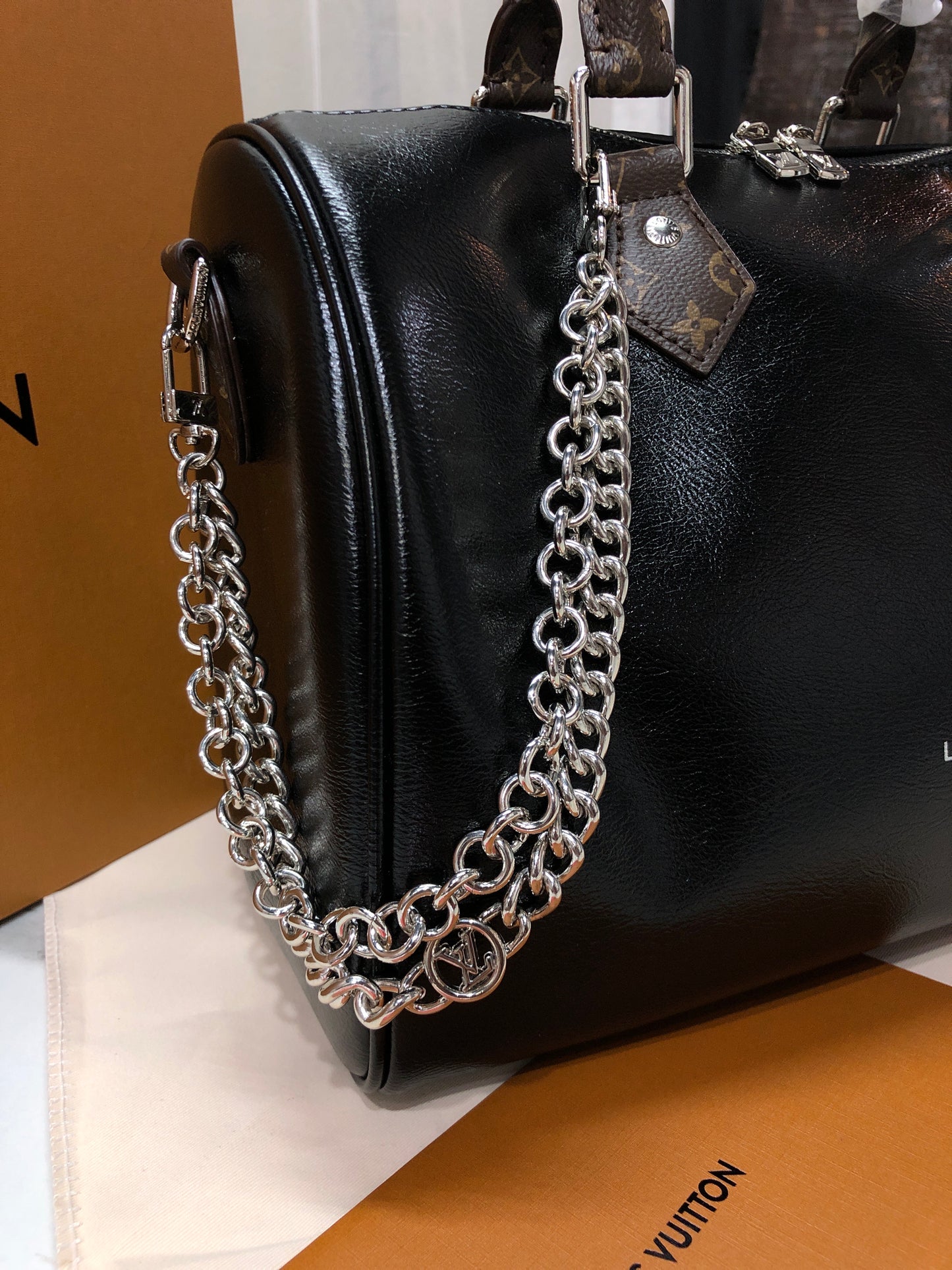 Louis Vuitton Speedy Soft 30 Vibe bag