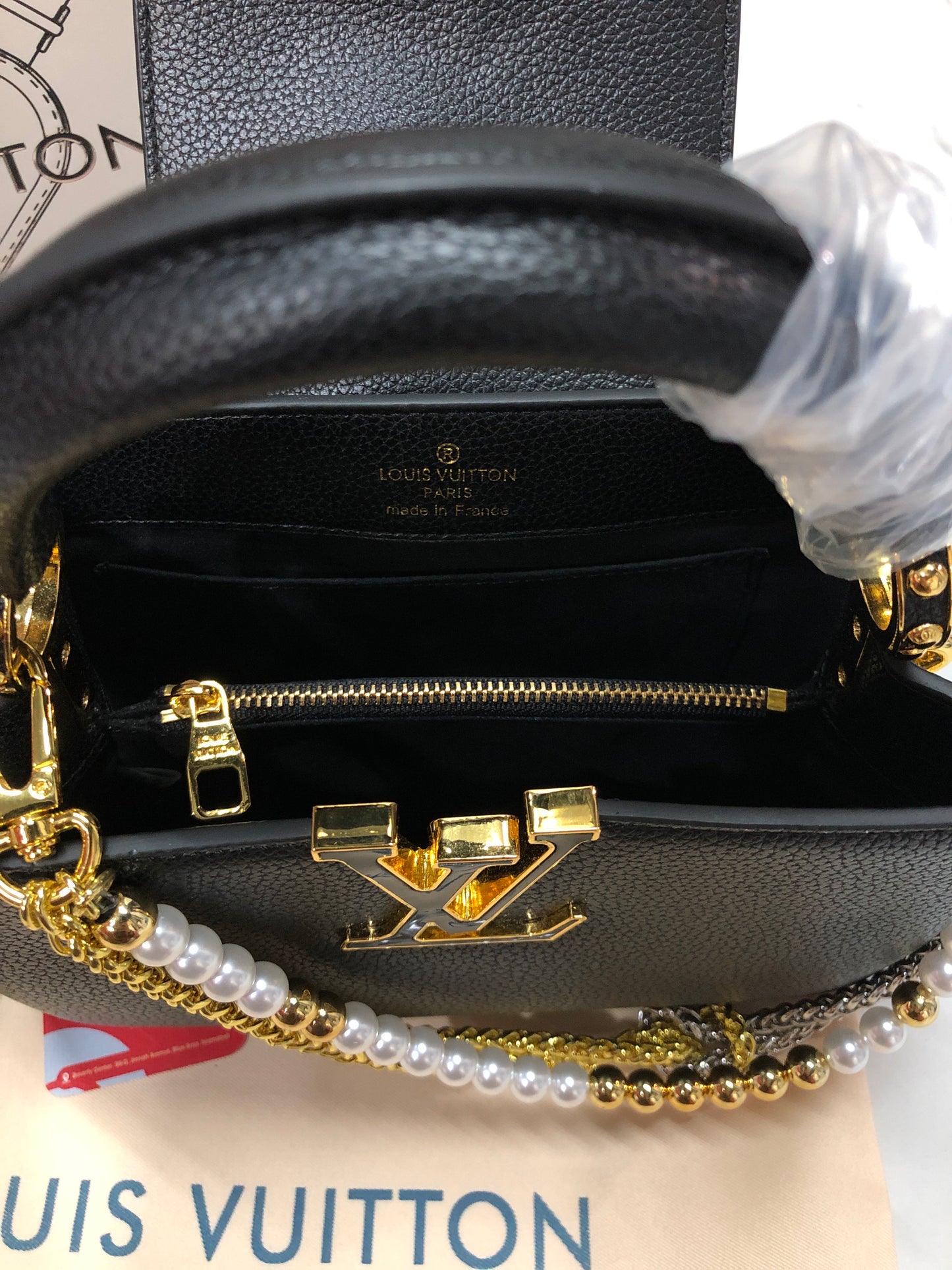 Louis Vuitton Capucines Mini Bag