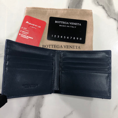 Bottega Veneta Intrecciato bi-fold wallet
