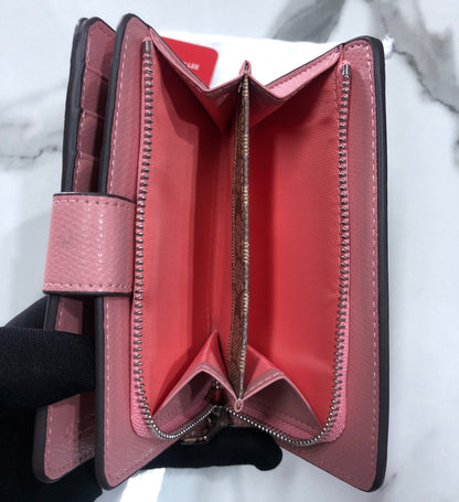 Coach Women's Medium Corner Zip Wallet