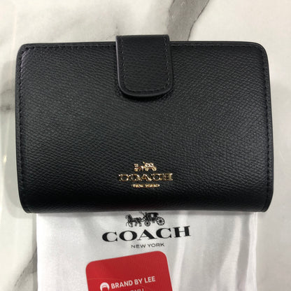 Coach Women's Medium Corner Zip Wallet