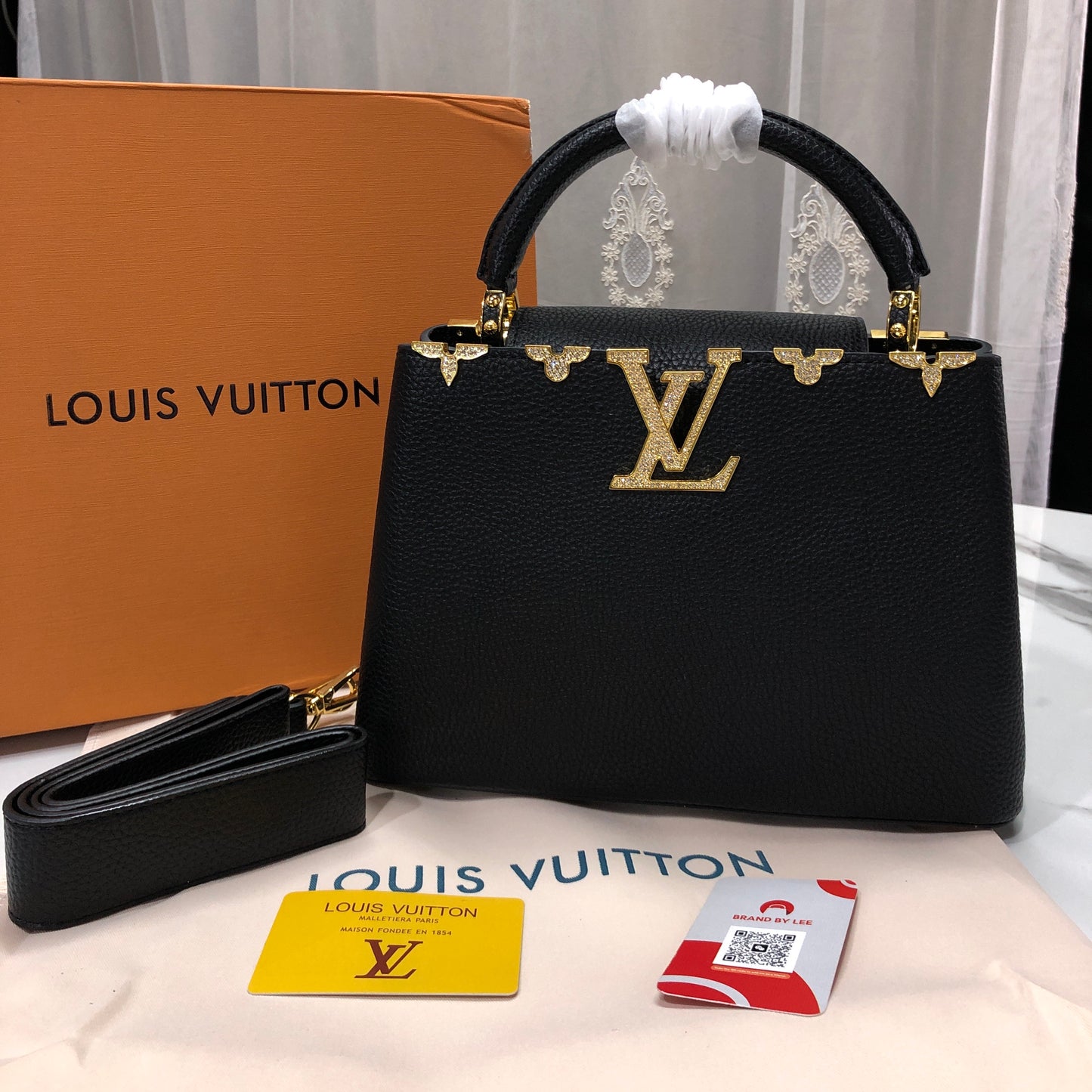 Louis Vuitton Capucines BB