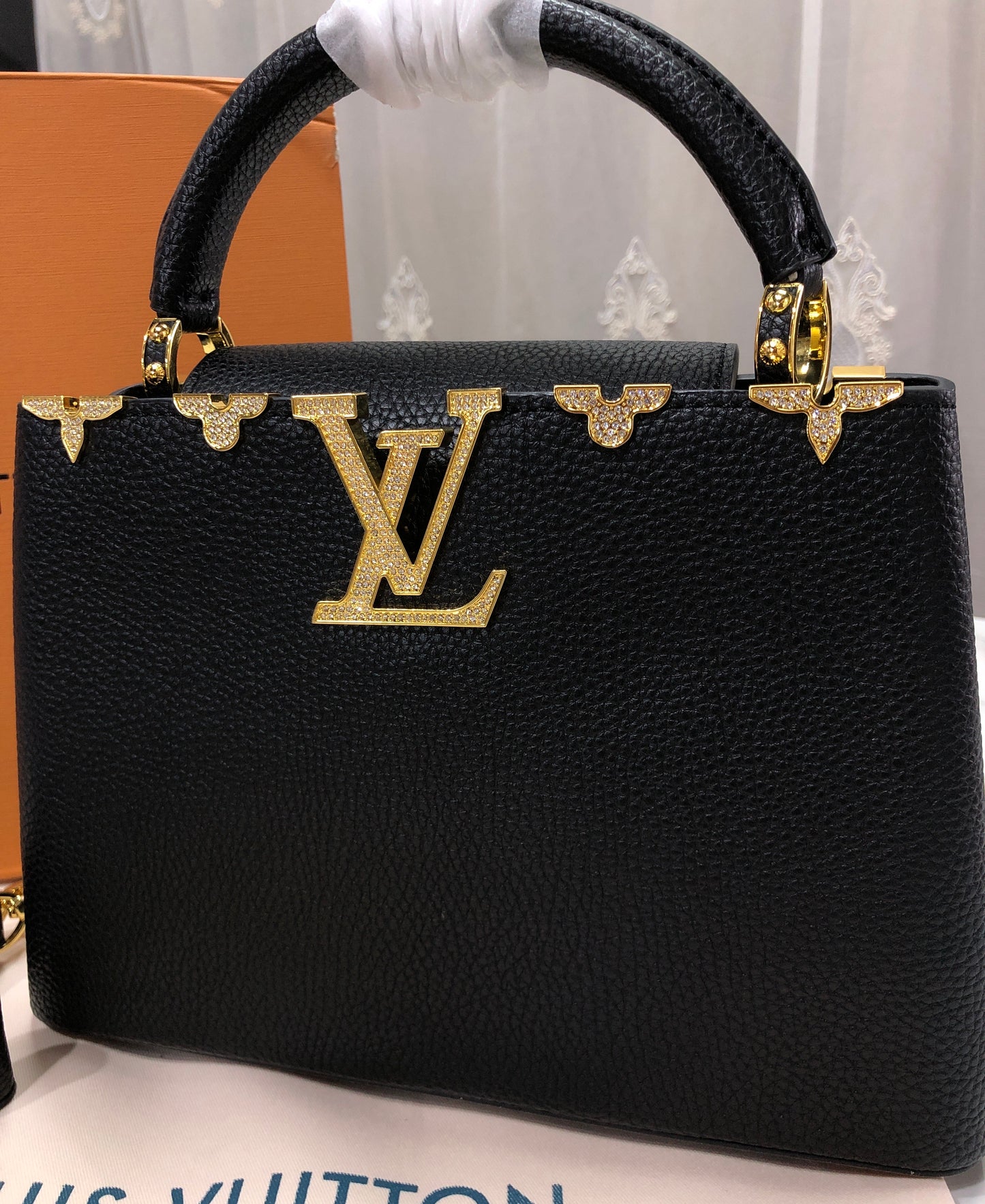 Louis Vuitton Capucines BB
