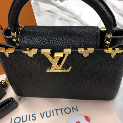 Louis Vuitton Capucines BB