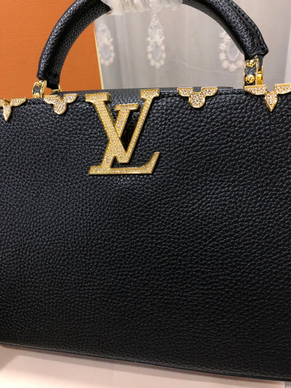 Louis Vuitton Capucines BB