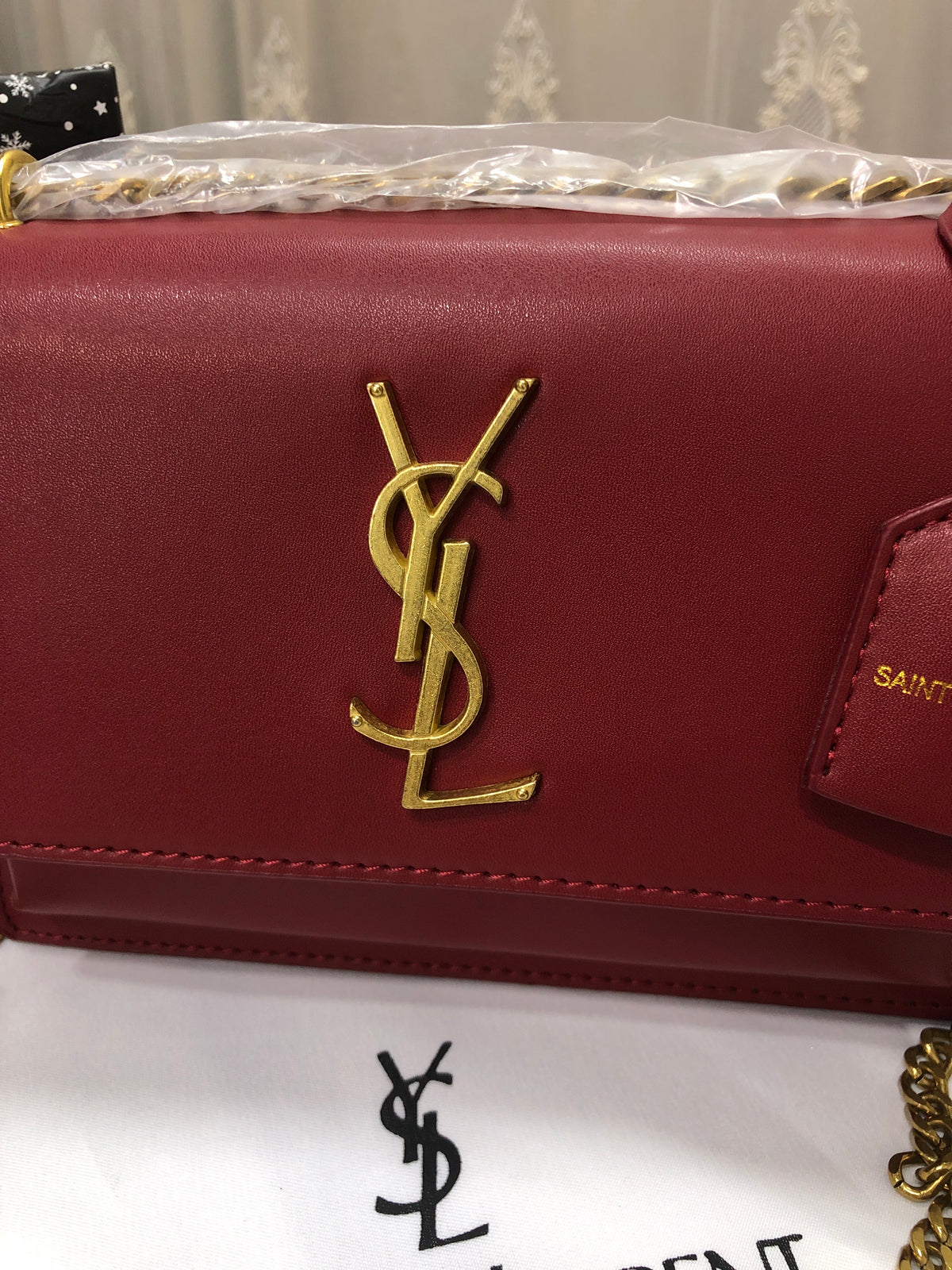 Saint Laurent Shoulder Bag