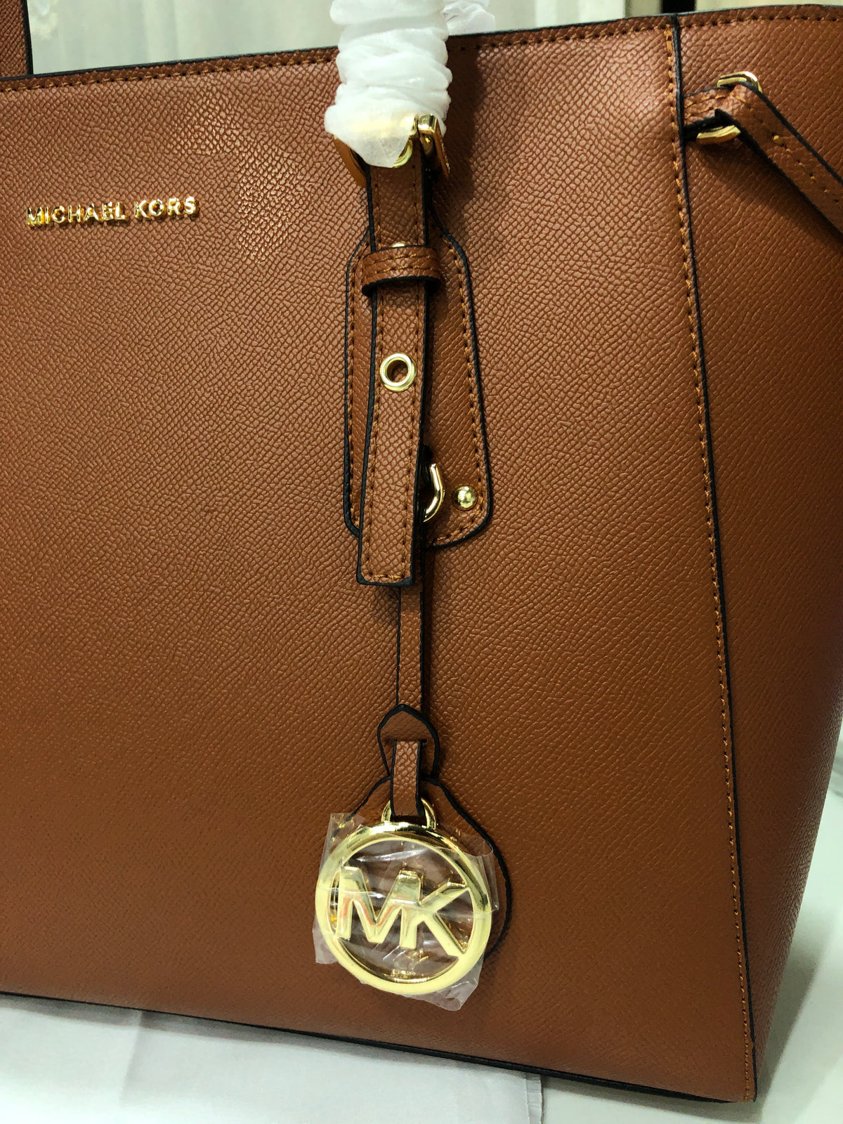 Michael Kors Voyager Tote Bag