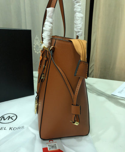 Michael Kors Voyager Tote Bag