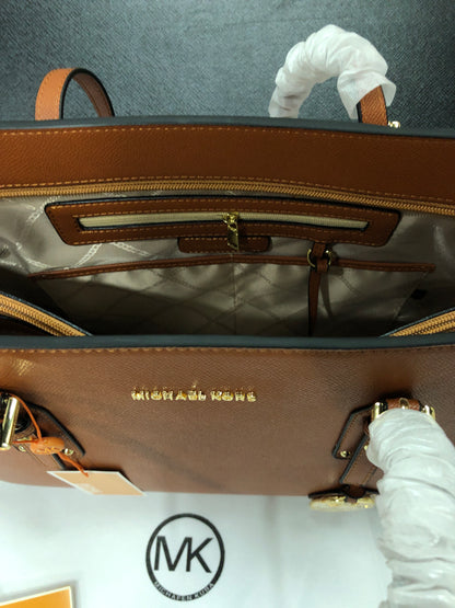 Michael Kors Voyager Tote Bag