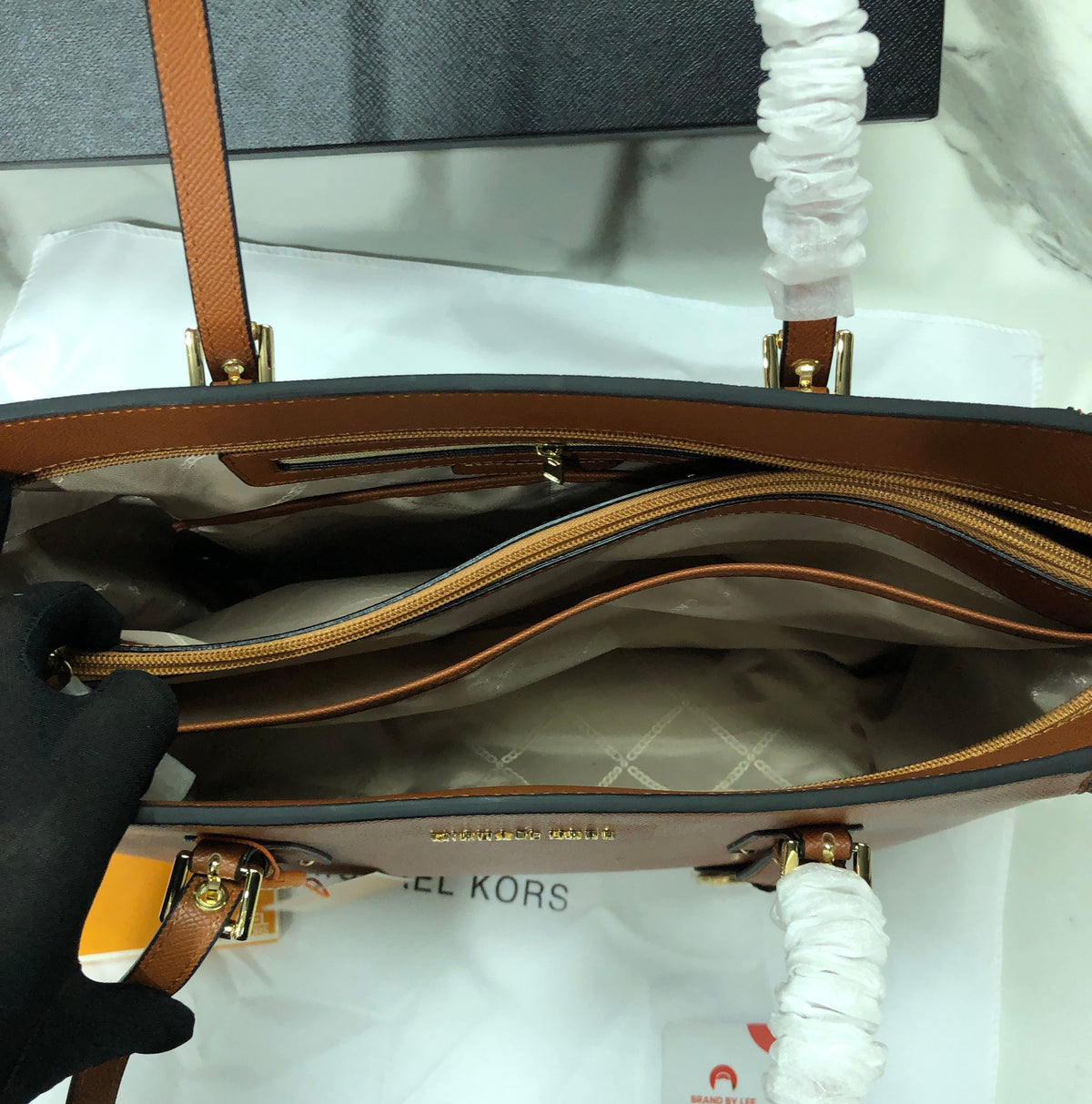 Michael Kors Voyager Tote Bag