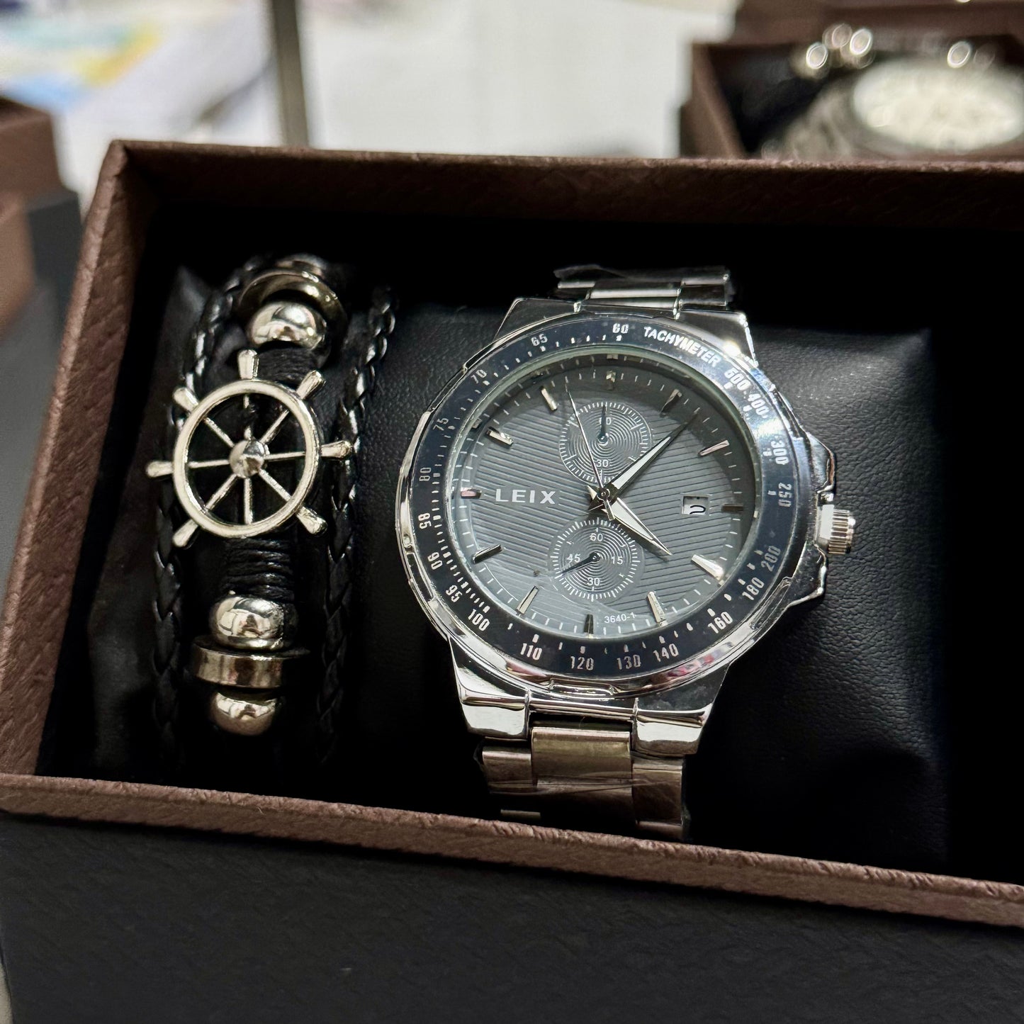 Watch 002