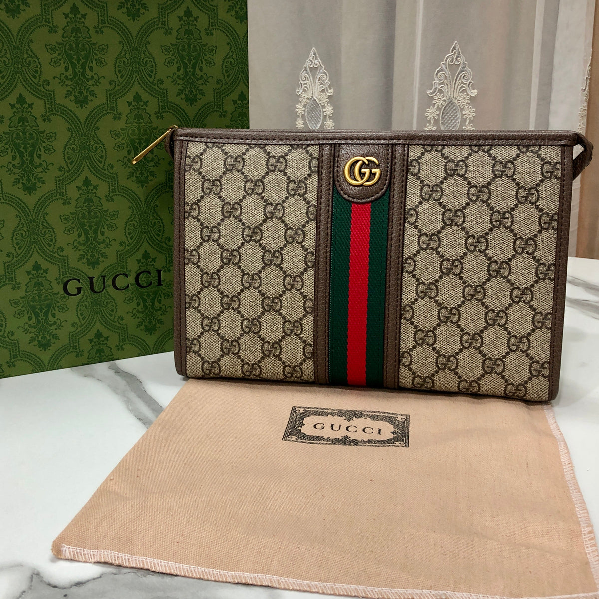 Men Gucci Ophidia medium pouch