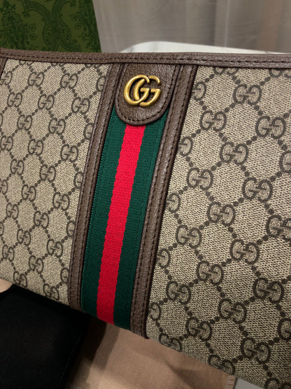 Men Gucci Ophidia medium pouch