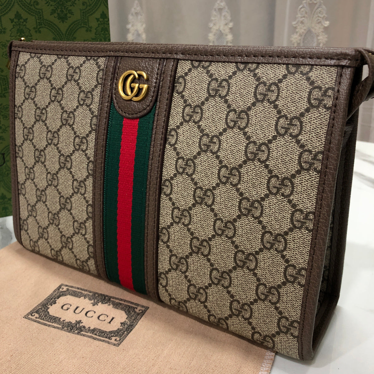 Men Gucci Ophidia medium pouch