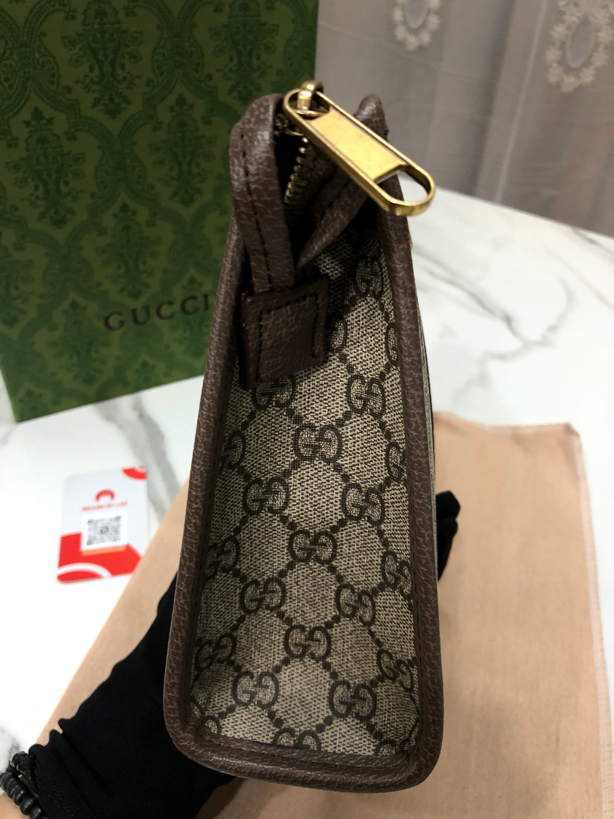Men Gucci Ophidia medium pouch