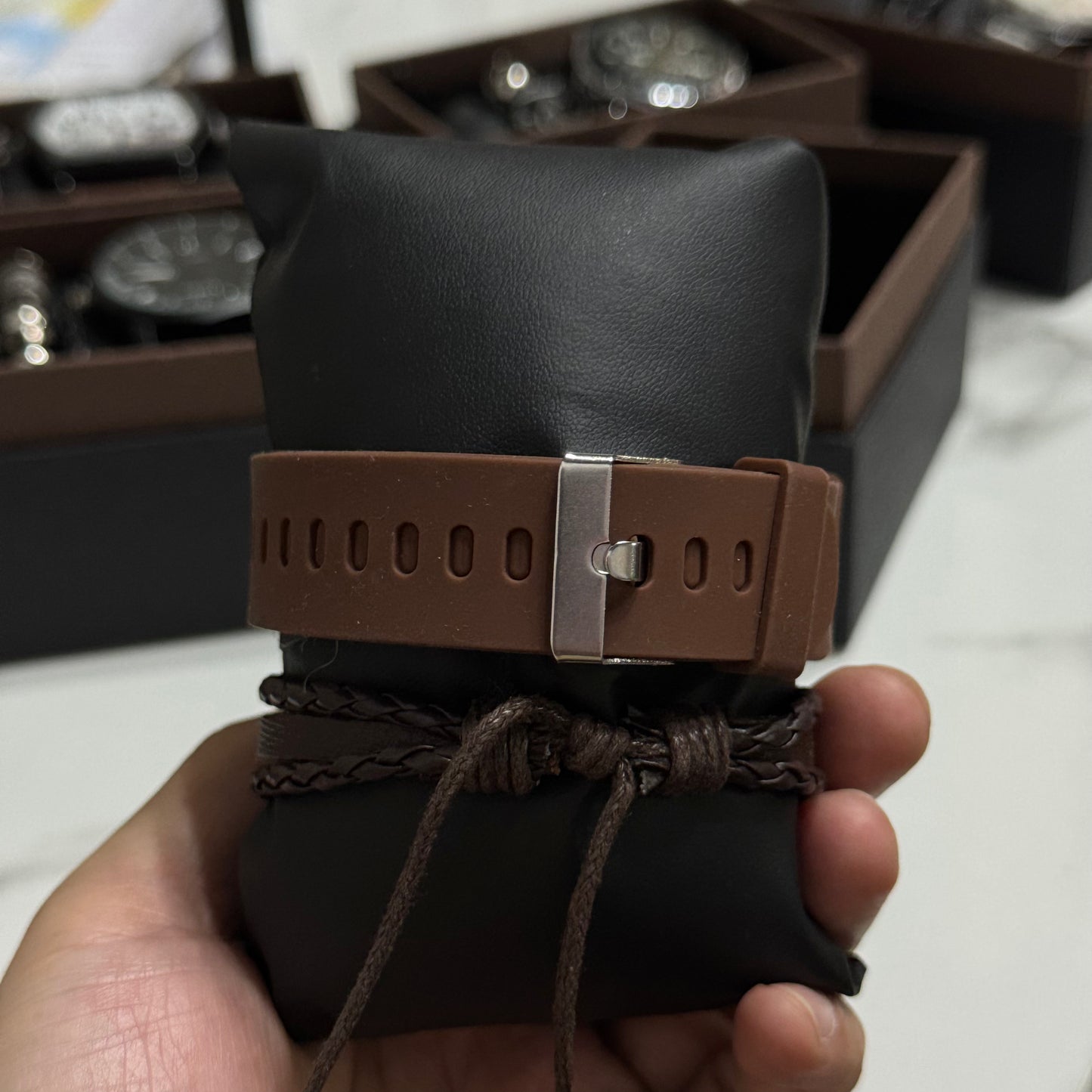 Watch 011