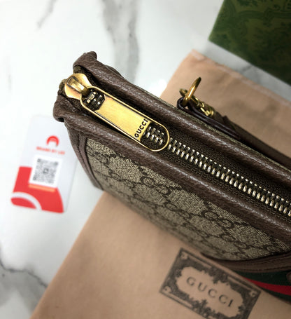 Men Gucci Ophidia medium pouch