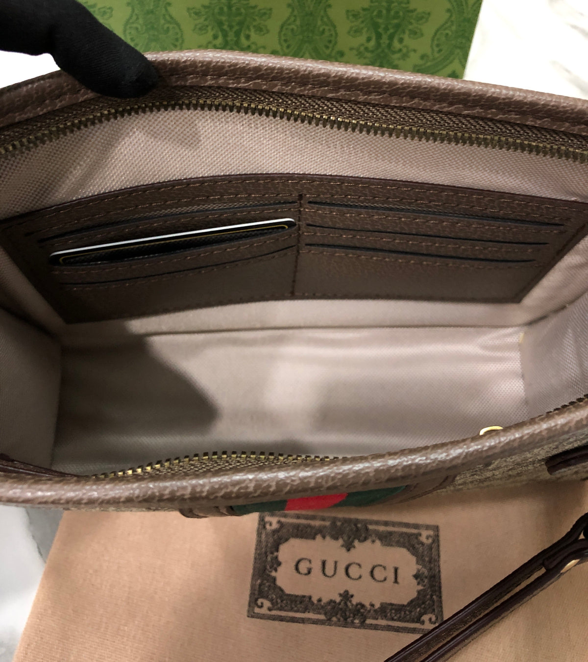 Men Gucci Ophidia medium pouch