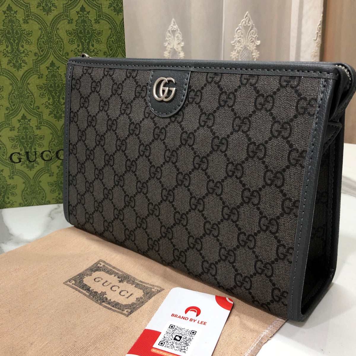Men Gucci Ophidia GG pouch