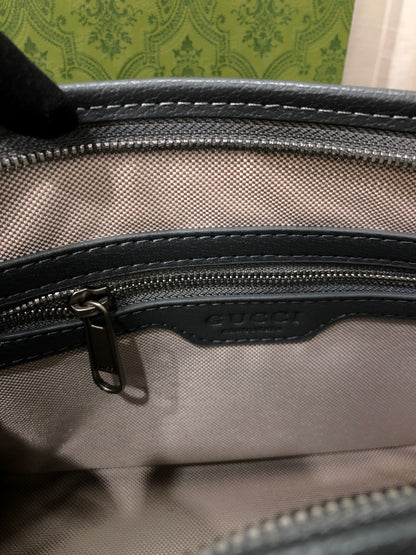 Men Gucci Ophidia GG pouch