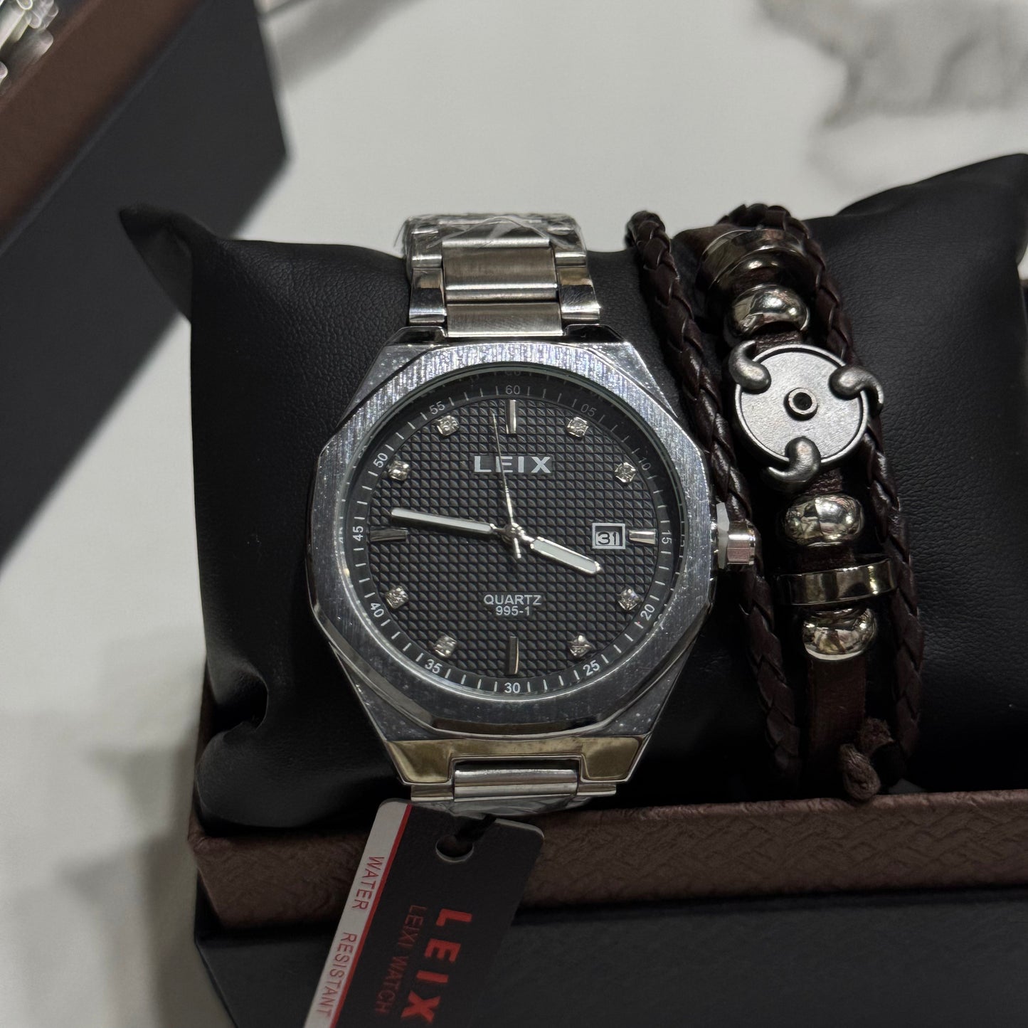 Watch 018