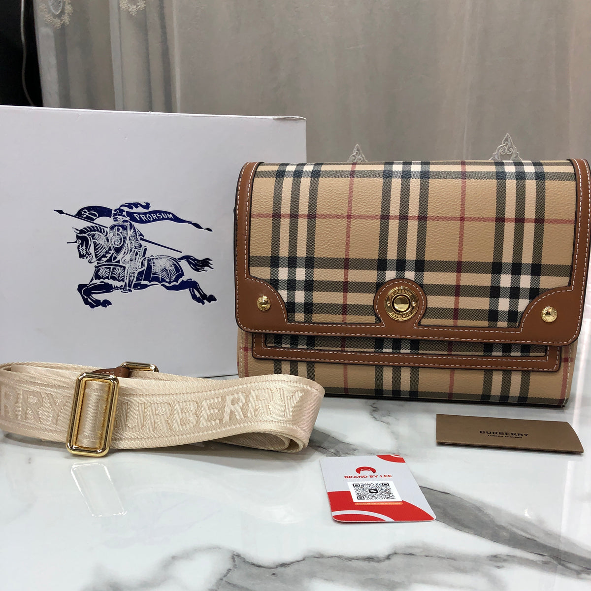Burberry Note Bag