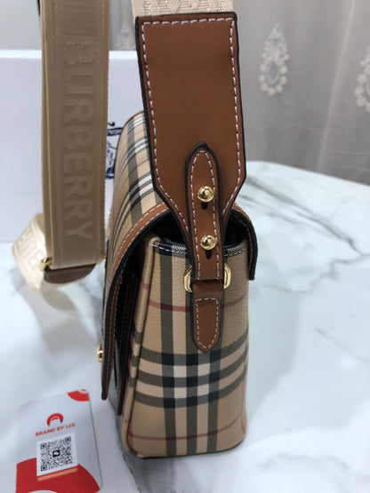 Burberry Note Bag