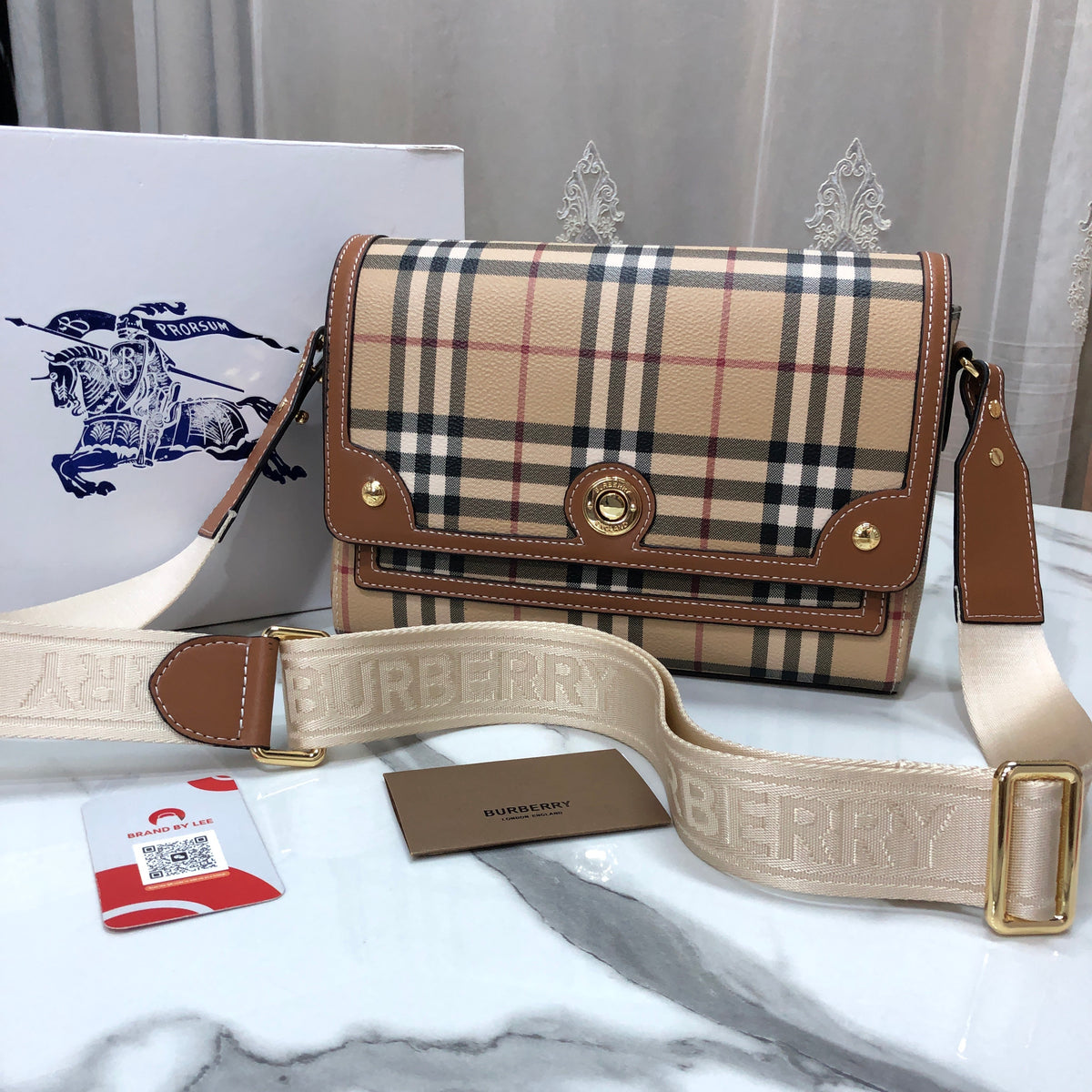 Burberry Note Bag