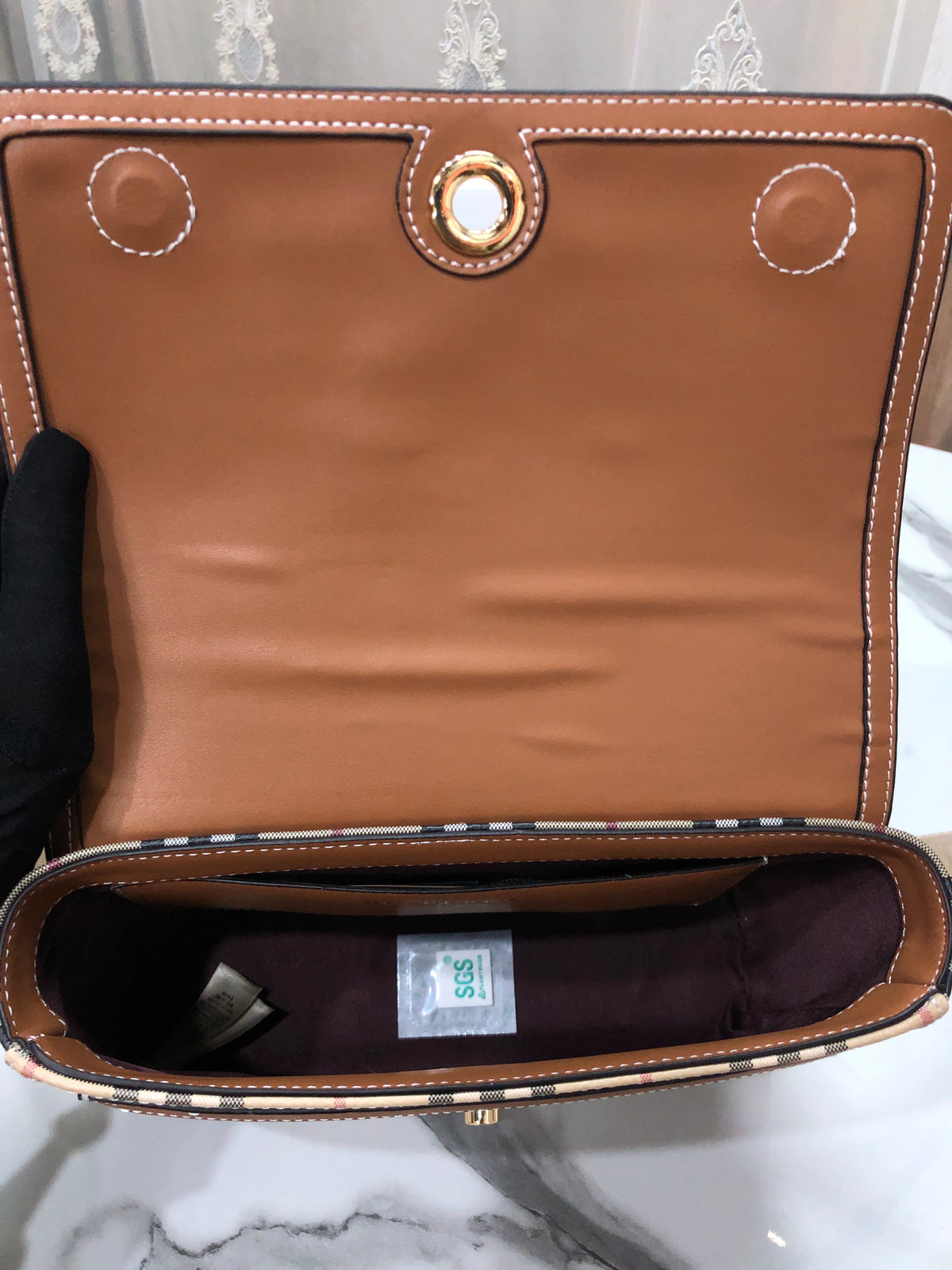Burberry Note Bag