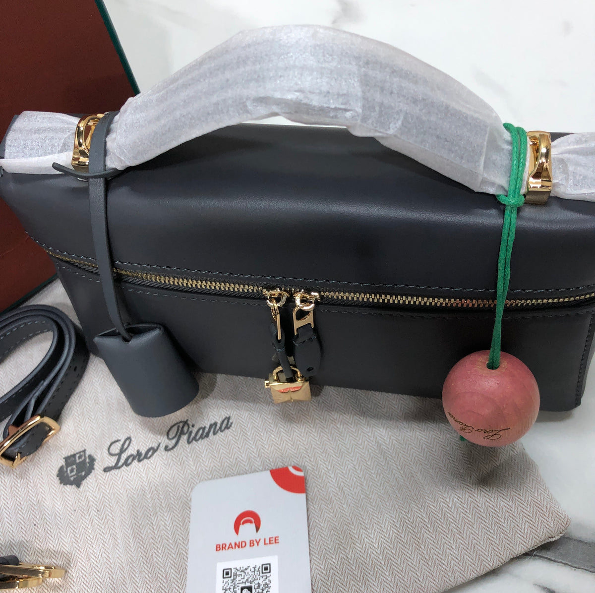 Loro Piana Extra Bag L23