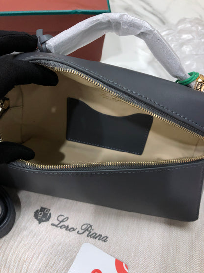 Loro Piana Extra Bag L23