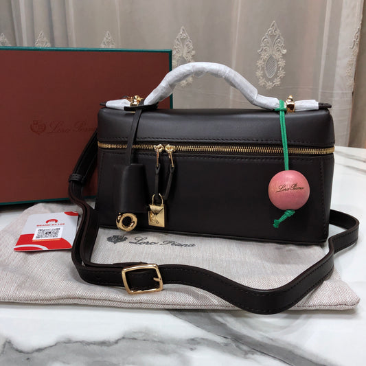 Loro Piana Extra Bag L23