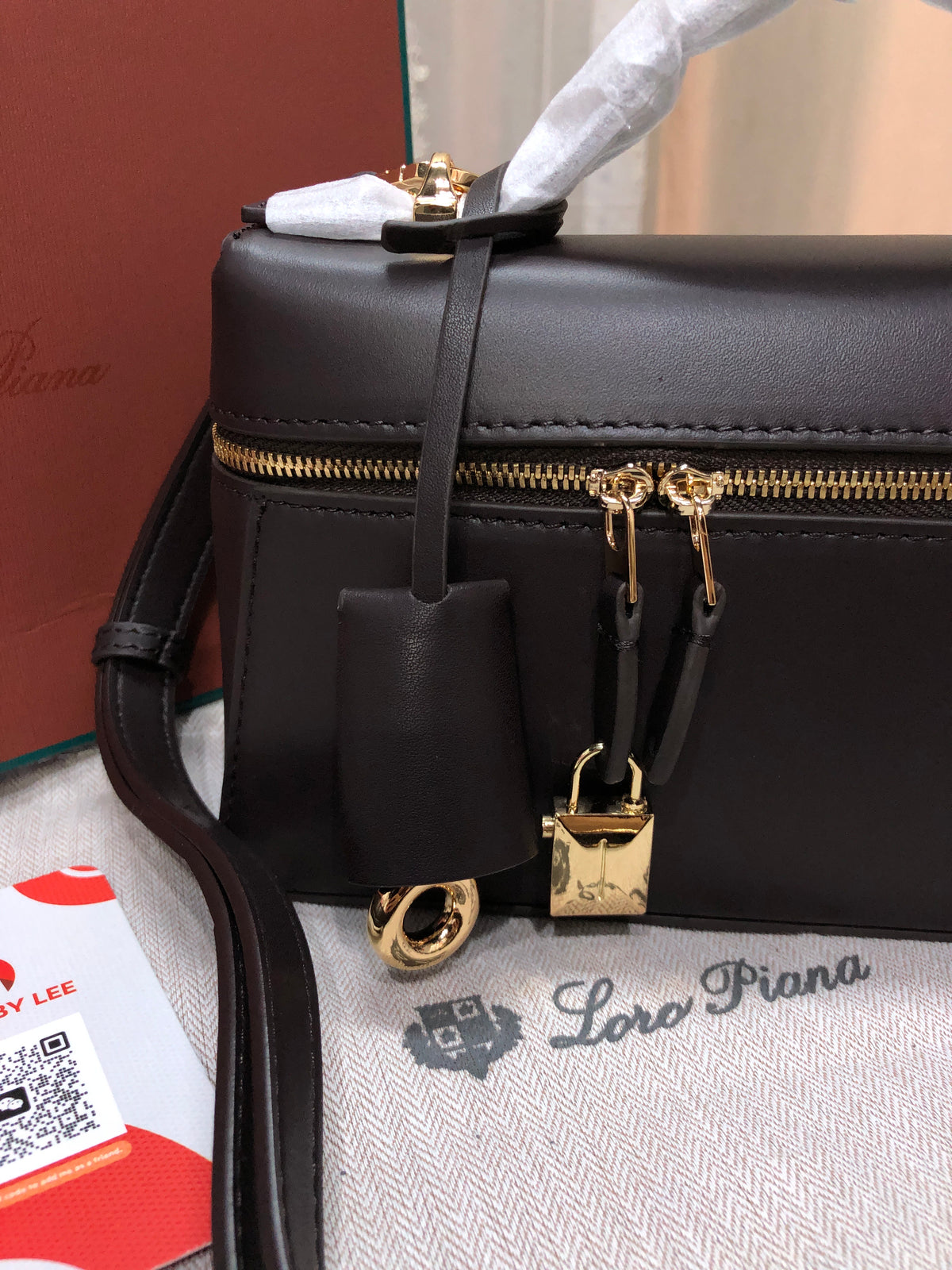 Loro Piana Extra Bag L23