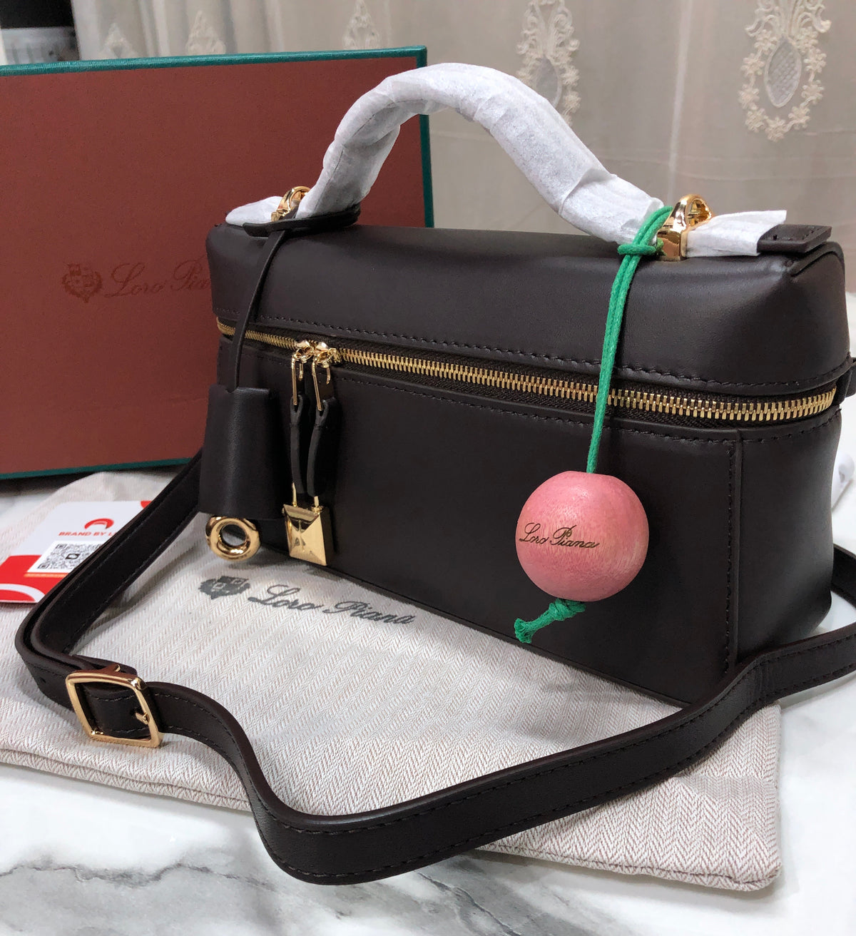 Loro Piana Extra Bag L23