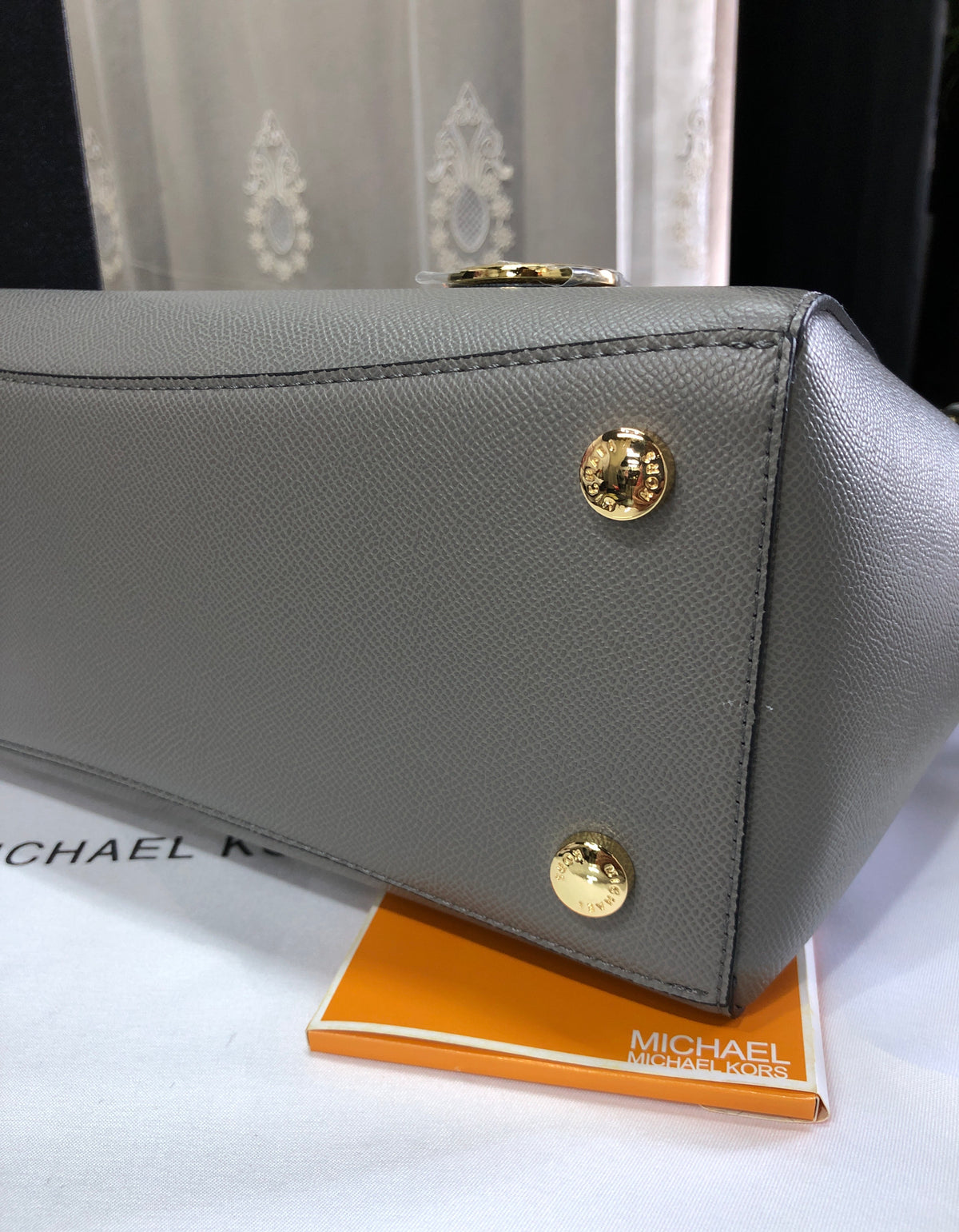 Michael Kors Voyager Tote Bag