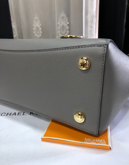 Michael Kors Voyager Tote Bag