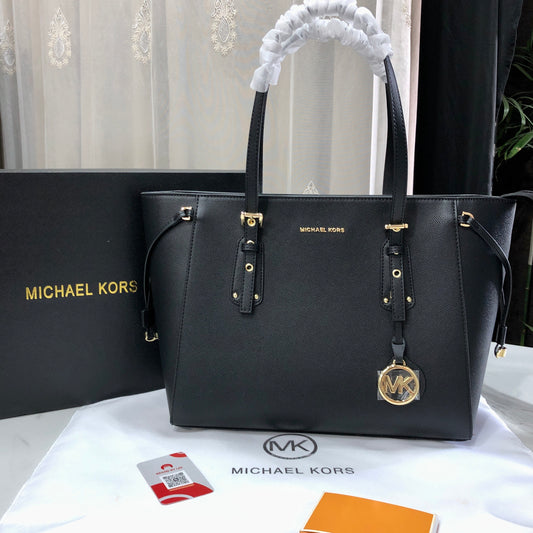Michael Kors Voyager Tote Bag