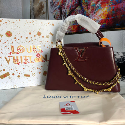 Louis Vuitton Capucines East-West BB