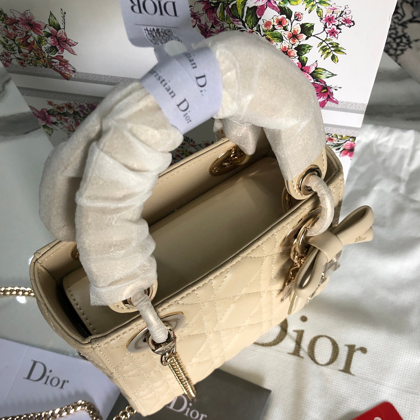 Small Lady Dior Bag （Beige）