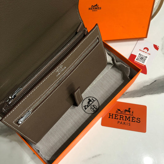 Hermès New H Passant Toutenmain Wallet