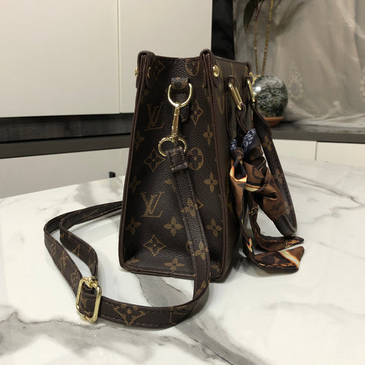 Louis Vuitton OnTheGo MM Monogram Reverse bag